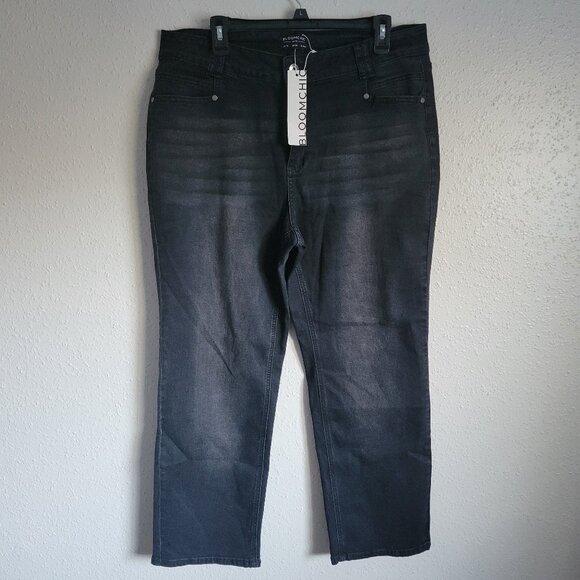 BloomChic Woman's Black Jeans - Picture 1 of 6